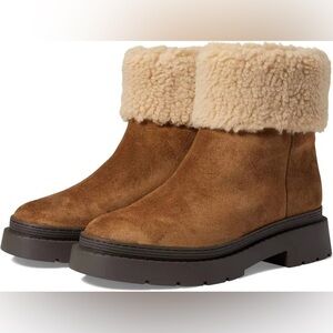 BNWB MARC FISHER Women’s Vina Boots in Medium Natural